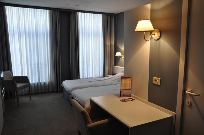 Louisa Hotel